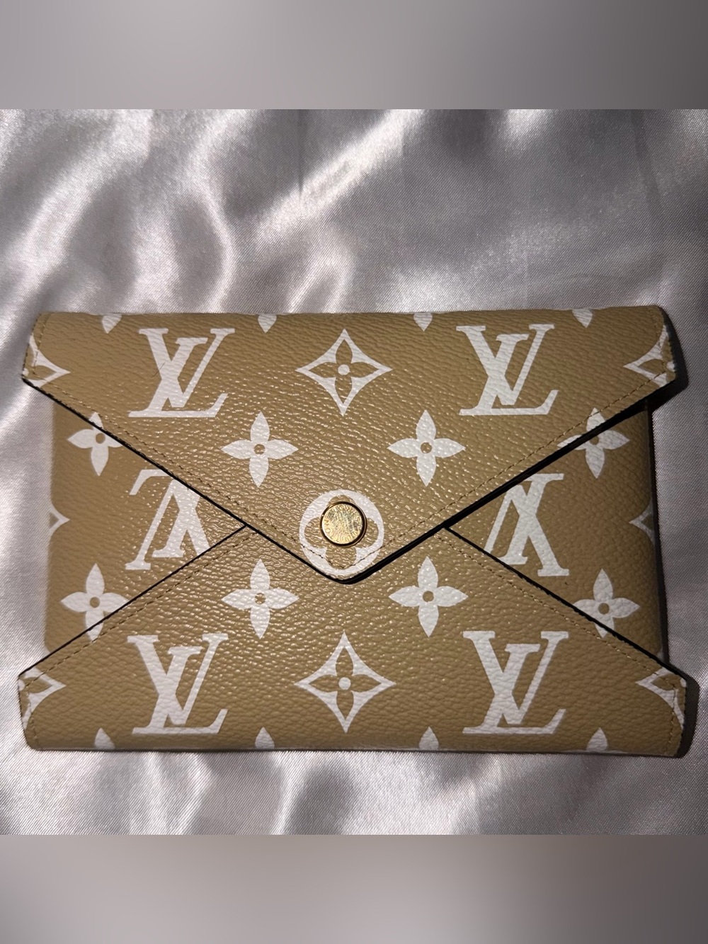 Louis Vuitton Beige Monogram Envelope Clutch